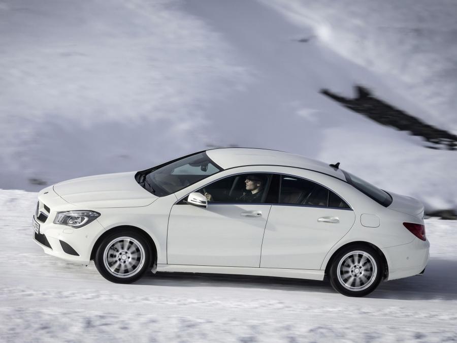  Mercedes-Benz CLA250 4Matic 2013 года  (фото 13 из 14)